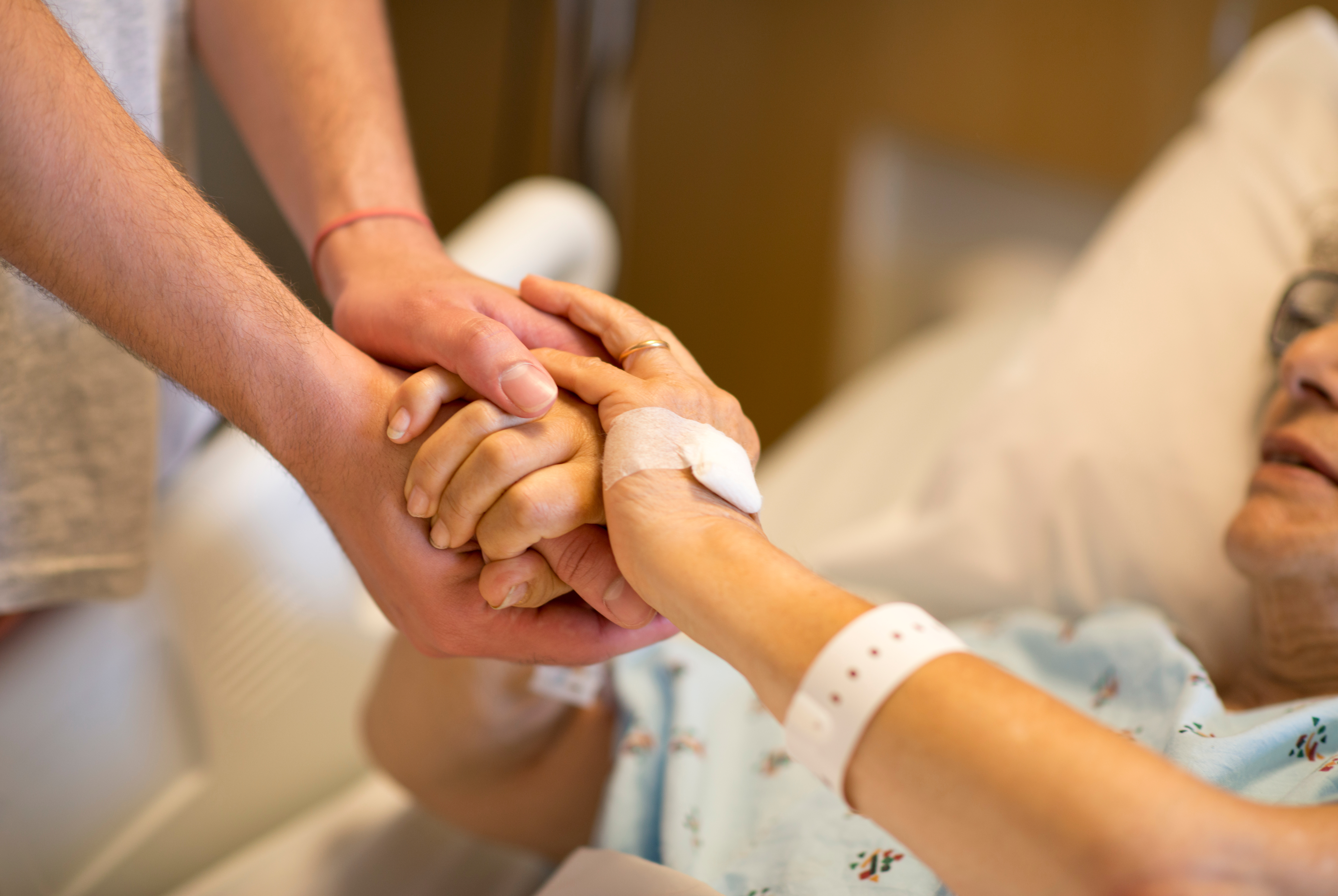 Saistībā ar vēža diagnozi visvairāk biedē nevarība un ārstēšanās izmaksas